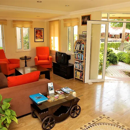 アパートホテル Dolunay